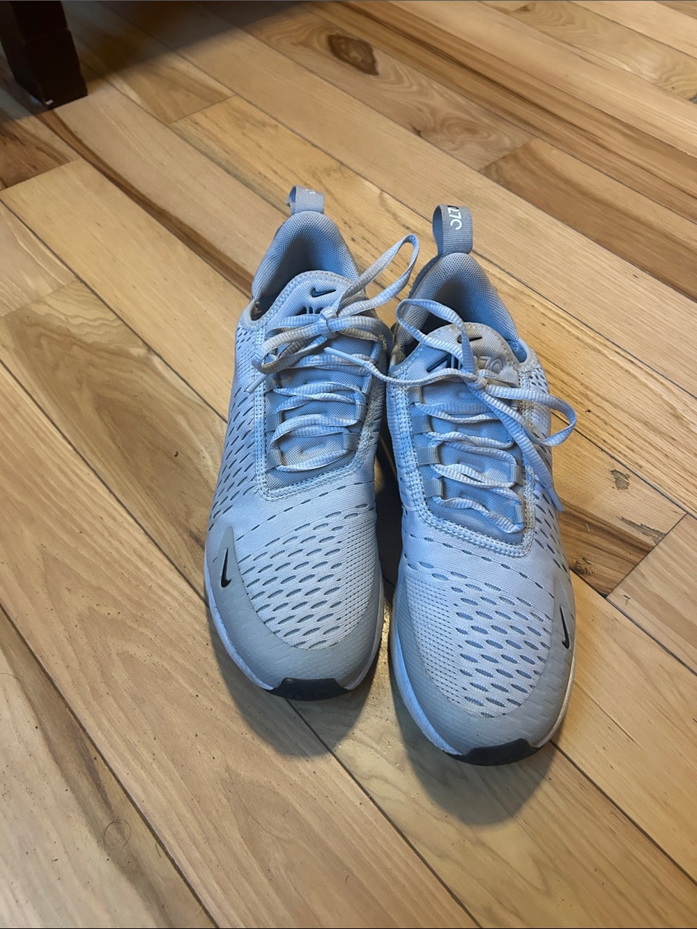 Nike Women's Air Max 270 Grey and Black Sneakers - Picture 2 of 2